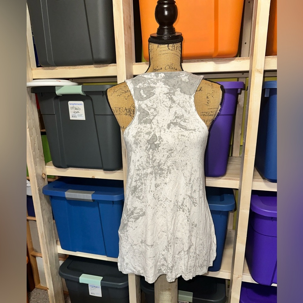 🦅AMERICAN EAGLE Gray Sleeveless Top